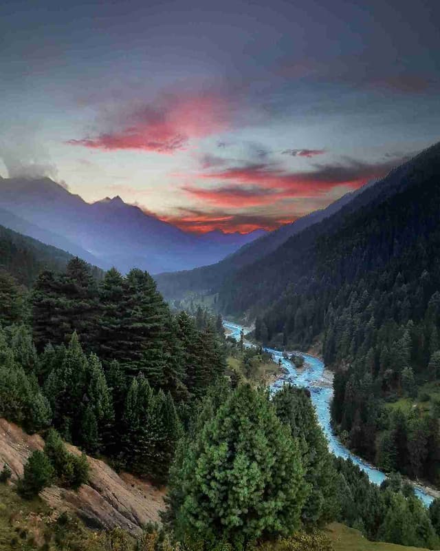 Pahalgam: Valley of Shepherds in Kashmir